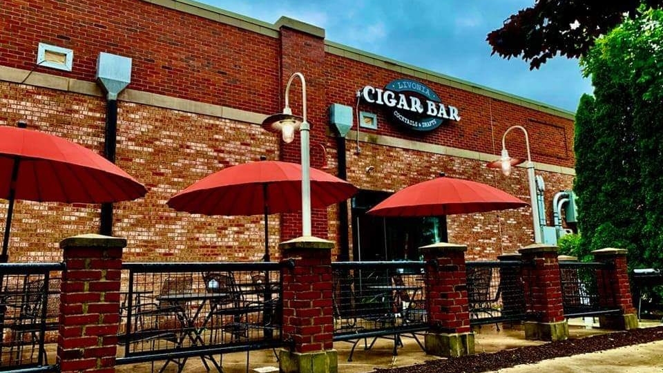 Livonia Cigar Bar Haggerty Smoky's — photo